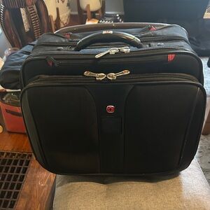 SwissGear Black and Red Men's Rolling Laptop Briefcase. Used.